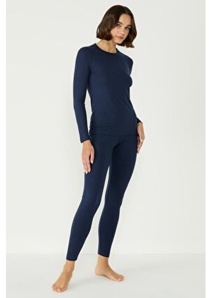 Kadın Uzun Kol Termal Takım Lacivert Renkli Rahat Kullanım İçin