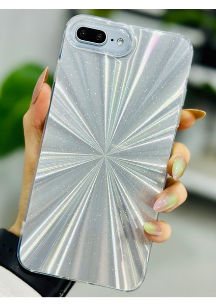 Iphone 7 Plus ve 8 Plus Uyumlu Gümüş Prizma Tasarımlı Esnek Silikon Kılıf