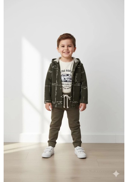 Erkek Çocuk Kapşonlu Hırka Tişört ve Pantolonlu 3'lü Takım