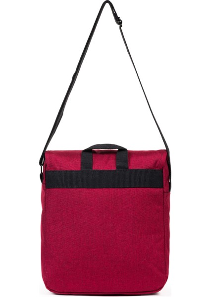 Modern ve Pratik Taşımanın Anahtarı: Dikey Tasarımlı Postacı Çanta