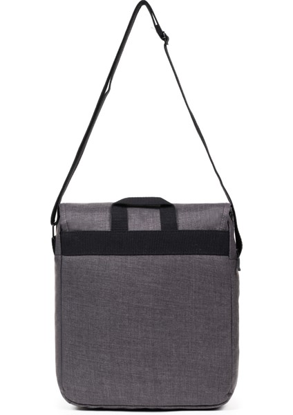 Modern ve Pratik Taşımanın Anahtarı: Dikey Tasarımlı Postacı Çanta