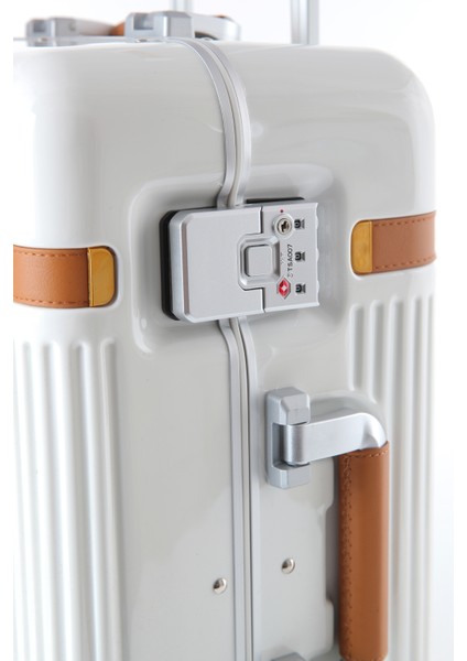 Kabin Boy Tsa Kilitli ve 360° Dönebilen Seyahat Valizi indirimleri