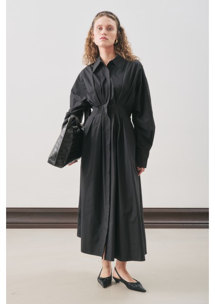 Pile Detaylı Gömlek Elbise Siyah