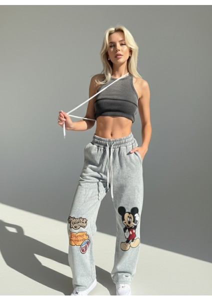 Mickey Baskılı Kadın Eşofman Altı | Antrasit Gri – %100 Pamuk – Yüksek Bel – Bol Paça – Cepli fiyatları