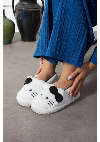 Pitty Hello Figürlü Kadın Yumuşak Peluş Kumaş Içi Tüylü Rahat Ev Içi Terlik modelleri