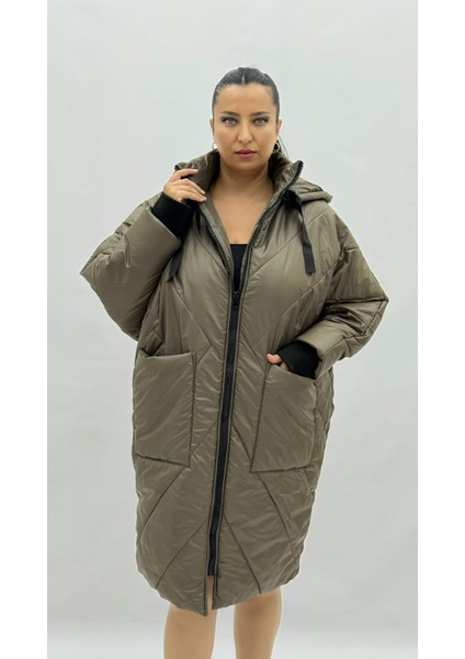 Büyük Beden Kapüşonlu Dizlatı Kadın Yarasa Kol Şişme Kaban fiyatları