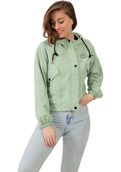 Kadın Su Geçirmez ve Rüzgara Dayanıklı Kapüşonlu Çıt Çıtlı Mevsimlik Yağmurluk