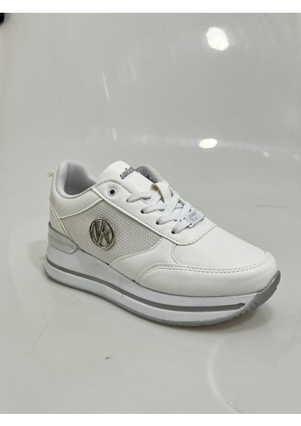 2927 Wickers Beyaz-Gümüş Hafif Dolgu Bayan Spor Ayakkabısı modelleri