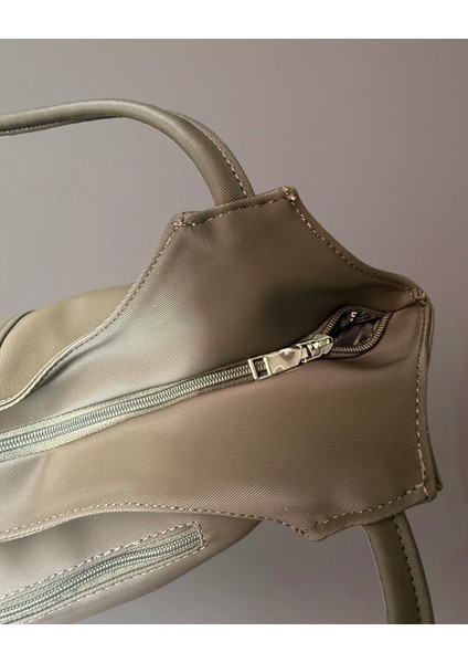 Colette Büyük Boy Fermuarlı Omuz Çantası fırsatları