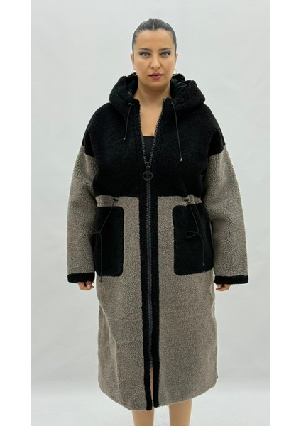 Büyük Beden Kapüşonlu Yün Kadın Uzun Kaban