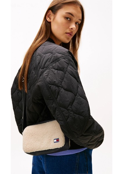 Tjw Cool Kürk Dokulu Kamera Kadın Beyaz Çanta AW0AW18010YBH fiyatları