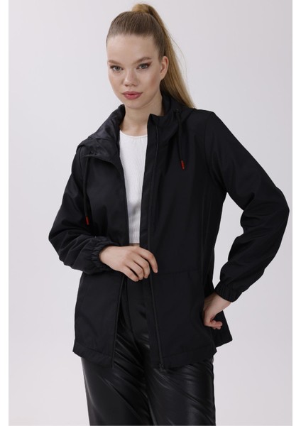 Kadın Siyah Rüzgara Dayanıklı Su Geçirmez Astarlı Kapüşonlu Yağmurluk - Rüzgarlık modelleri