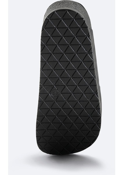 Erkek Siyah Çapraz Bantlı Deri Görünümlü Esnek Taban Terlik A41y8300