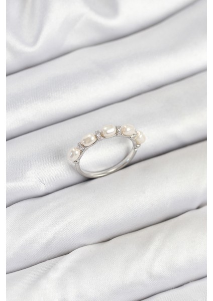 Pirinç Gümüş Renk Sıralı İncili Kadın Yüzük fiyatları