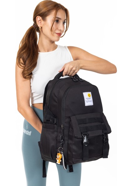 Okula ve Uzak Diyarlara Hazır: 15,6 Inç Laptop Bölmeli Seyahat Sırt Çantası" Siyah