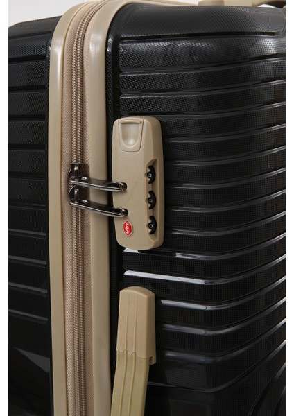 4 Lü Set Şifreli ve Darbeye Dayanıklı Polipilen Valiz Seti – Güvenli ve Konforlu Seyahat Valiz