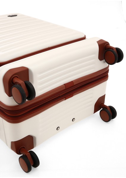 Şık ve Dayanıklı 3'lü Valiz Seti – Tsa Şifreli, Geniş Bölmeli ve Fonksiyonel Iç Tasarım Valiz