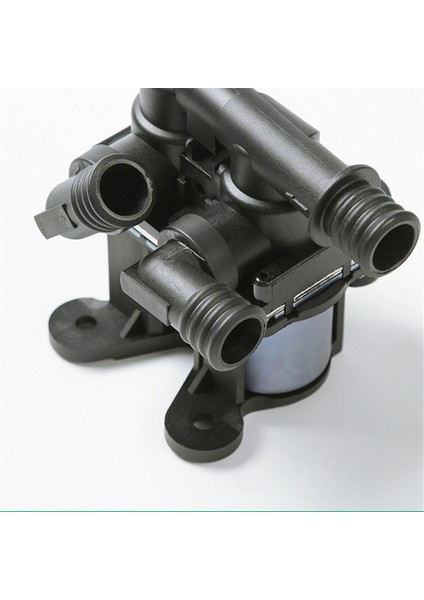 Bmw E31/E34 64111391958 64118391417 64111382299 Için Otomobil Isıtıcı Su Valfi Kontrol Vanası (Yurt Dışından) modelleri