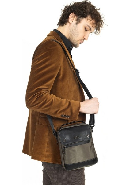 Kapaklı Çok Gözlü Omuz Askılı El ve Omuz Çantası Küçük Boy Kahve fiyatları