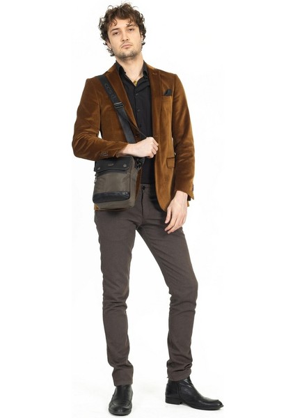 Kapaklı Çok Gözlü Omuz Askılı El ve Omuz Çantası Küçük Boy Kahve