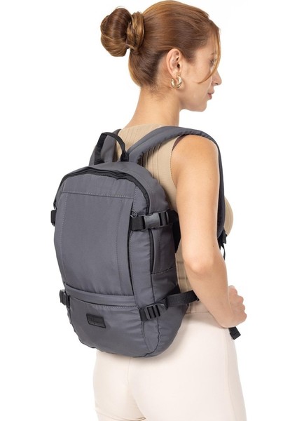 Çok Bölmeli Mini Sırt Çantası