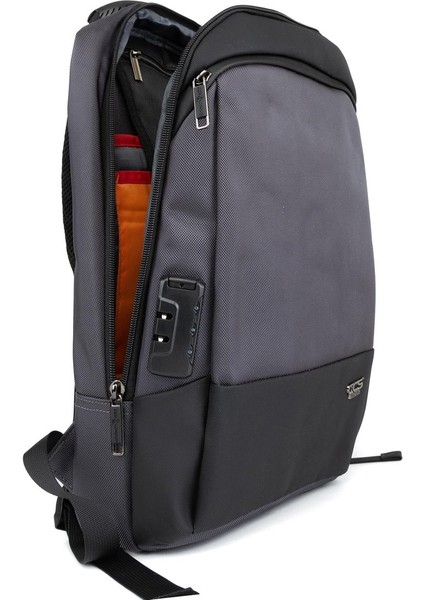 Su Geçirmez Astarlı Sırt Çantasıyla Laptopunuzu Koruyun: 15.6 Inç Laptop Bölmeli, USB Kablolu Gri