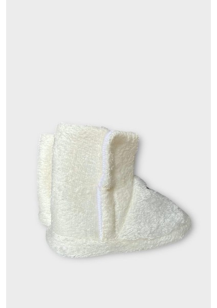 Çocuk Kuromi Nakış Detaylı Panduf Beyaz indirimleri