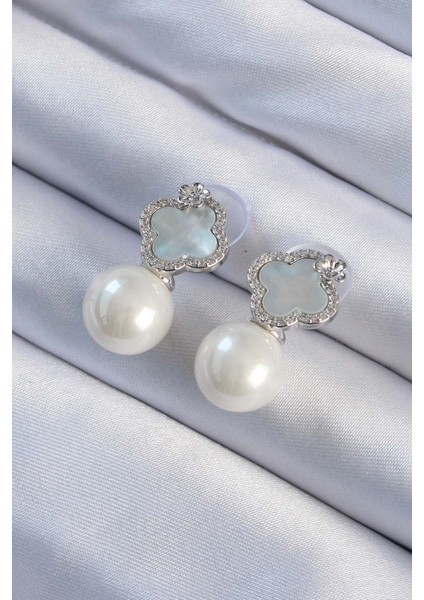 Pirinç Gümüş Renk Zirkon Taşlı Minimal Çiçek Tasarımlı Kadın Küpe - Lisinya