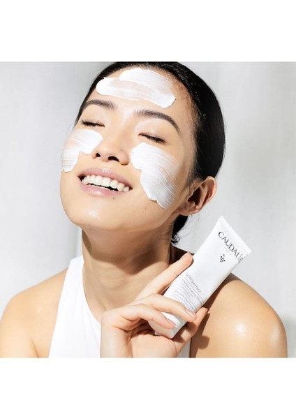 Vinoperfect Glikolik Maske 75 ml – Cildi Aydınlatan, Pürüzsüzleştiren ve Canlandıran Yüz Bakımı