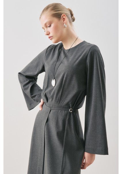 Anvelop Etekli Klasik Elbise Antrasit