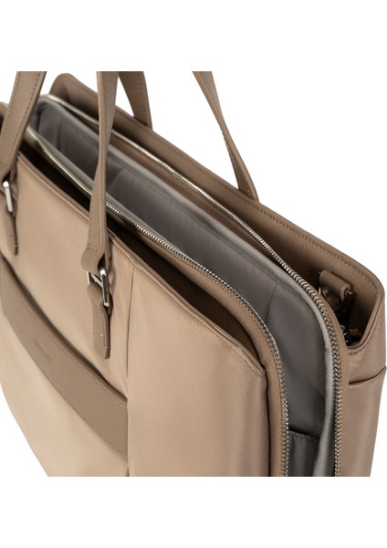 Karissa Evo-Slim Evrak Laptop Çantası 15”