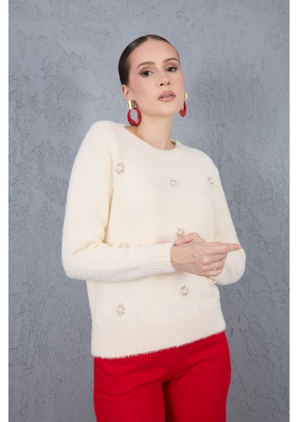Kadın Ekru Sakal Iplik Taş ve Inci Detaylı Bisiklet Yaka Triko Kazak fiyatları