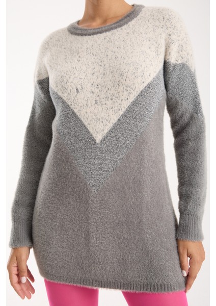 Kadın Gri Simli Sakal Iplik Renk Bloklu Bisiklet Yaka Triko Kazak