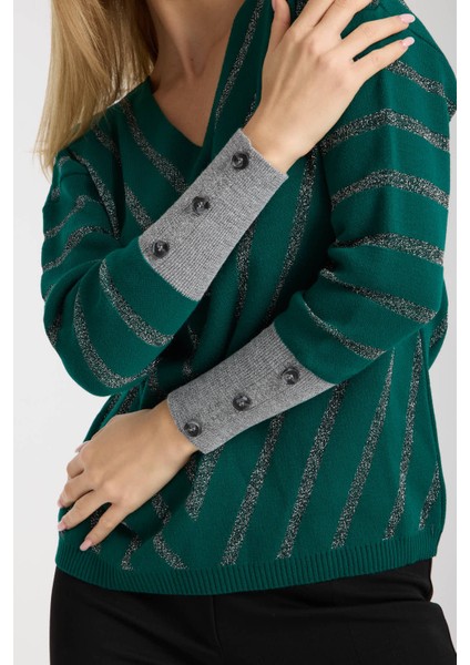 Kadın Koyu Yeşil Simli V Yaka Kazak modelleri