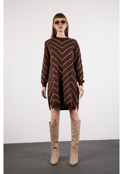 Kadın Acı Kahve Yan Yırtmaçlı Bisiklet Yaka Sim Desenli Triko Bluz