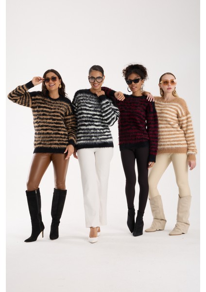 Kadın Bej-Ekru Sakal Iplik Çizgili Bisiklet Yaka Triko Kazak