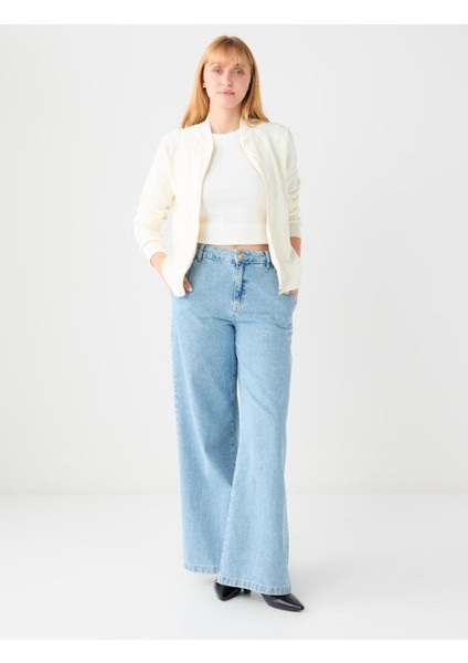 Ekru Kabartma Desenli Fermuarlı Örme Ceket fiyatları