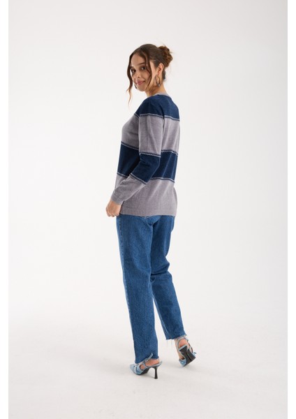 Kadın Gri-Laci Iki Renkli Çapraz Kontrast Dikiş Detaylı Şönil Kadife Triko Bluz