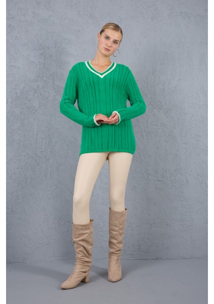 Kadın Yeşil Sakal Iplik Kontrast Biyeli V Yaka Triko Kazak