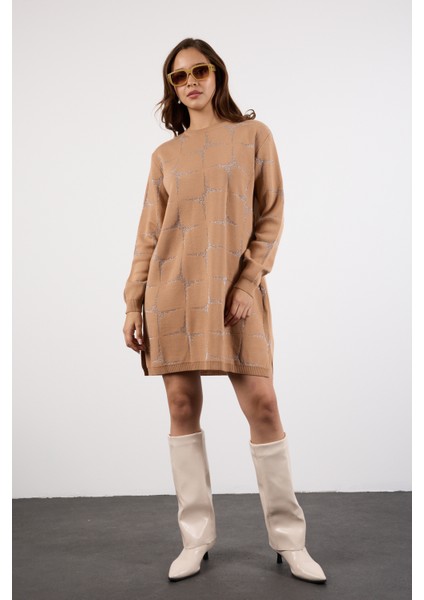 Kadın Bej Yan Yırtmaçlı Bisiklet Yaka Sim Desenli Triko Bluz fırsatları