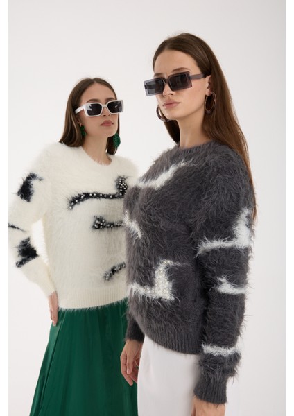 Kadın Füme Sakal Iplik Inci Detaylı Bisiklet Yaka Triko Kazak