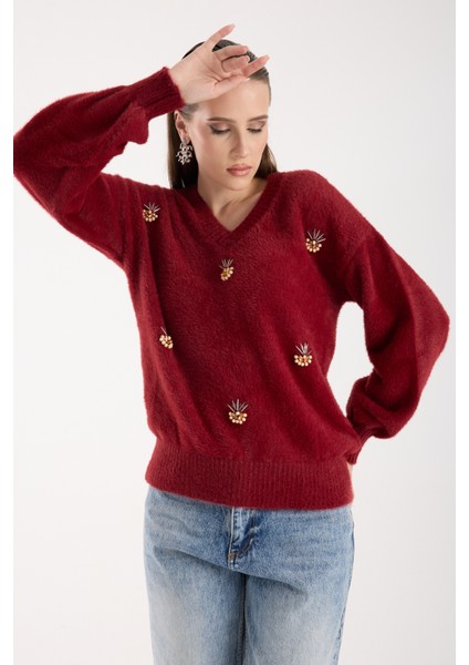Kadın Bordo Sakal Iplik Önü Aksesuarlı Balon Kollu V Yaka Triko Kazak