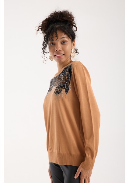 Kadın Bej Elit Viskon Kumaş Taş Detaylı Bisiklet Yaka Triko Bluz modelleri