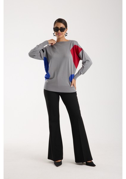 Kadın Gri Viskon Kumaş Renk Bloklu Kayık Yaka Triko Bluz