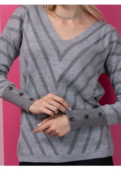 Gri Çizgili V Yaka Kadın Kazak fırsatları