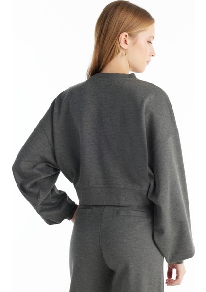 Bisiklet Yaka Düz Gri Melanj Kadın Sweatshırt TBWRTS1090 fırsatları