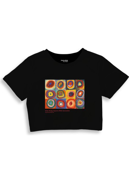 Color Study, Squares With Concentric Circles Crop Tişört - Siyah