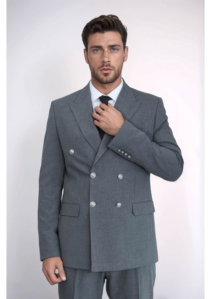 Gümüş Renk Metal Düğmeli Slim Fit Kruvaze Gri Erkek Takım Elbise – Wessi modelleri