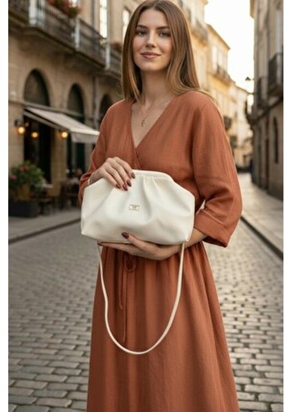 Kadın Krem Yumuşak Deri El ve Omuz Askılı Clutch Çanta