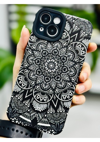 Iphone 13 ve 14 Uyumlu Kaplama Mandala Tasarımlı Esnek Silikon Kılıf